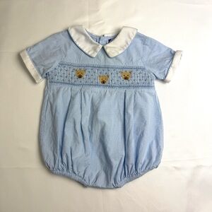 Carriage Boutiques baby boy smocked bear bubble romper size 9 months